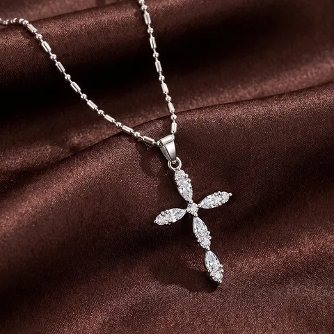 Stainless Steel Cross Necklace For Women Men Cubic Zirconia Inlaid Fashion Jewelry Elegant Religious Pendant Necklace Silver Gold Accessory
