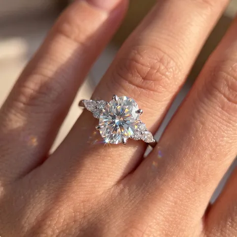 925 Sterling Zilver Lab-Grown Diamant Ring Ovale Slijpvorm Multi-Steen Inleg Stapelbare Dunne Ring Luxe Strass Ring Voor Vrouwen Sieraden