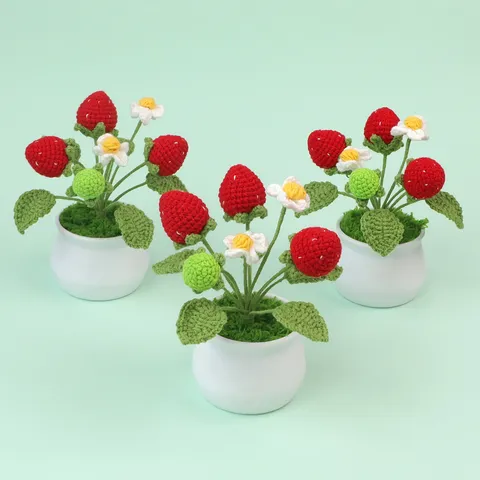 Handmade Crocheted Strawberry Artificial Flower Potted Plant Knit Fake Floral Ornament with White Ceramic Pot for Home Desk Decor Gift