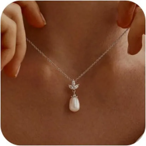 Schicke Legierung Künstliche Perle Anhänger Halskette Leichten Luxus Geometrische Strass Stern Choker Gold Silber Schlüsselbeinkette Damen Schmuck