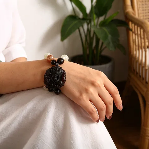 Handgefertigtes Natürliches Kristall Armband Neunschwänziger Fuchs Anhänger Künstliche Perlen Perlenarmband Obsidian Rosenquarz Schmuck Für Damen