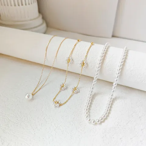 Elegant Legierung Künstliche Perle Mehrlagig Choker Halskette Set Für Damen Vintage Damenhaft Blume Schmetterling Anhänger Stapelbar Schmuck