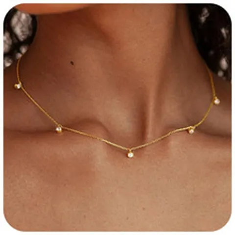 Exquisite Kupfer Strass Herz Kleeblatt Anhänger Halskette Minimalistische Schlüsselbeinkette Galvanisierte Schlüsselbein Halskette Für Damen Mode Commute Schmuck