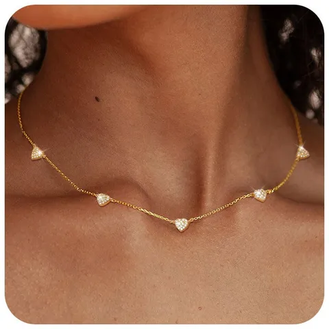 Exquisite Kupfer Strass Herz Kleeblatt Anhänger Halskette Minimalistische Schlüsselbeinkette Galvanisierte Schlüsselbein Halskette Für Damen Mode Commute Schmuck