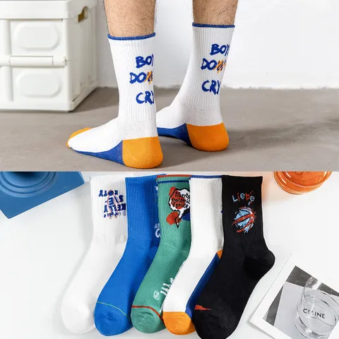 Men Streetwear Mid Tube Socks Cotton Blend Athletic Skateboard Fashion Crew Socks