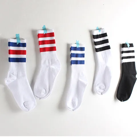 Retro Vintage Three Stripe Mid Tube Crew Socks Unisex Cotton Skateboard Sport Socks Fashion Casual Striped Socks Gift