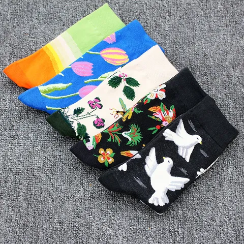 Unisex Cotton Mid Tube Socks Trendy Street Style Floral Bird Print Skateboard Sports Casual Socks For Men And Women
