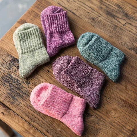 Calzini Casual Ispessiti da Donna Inverno Caldi Tinta Unita Risvolto Calzini Accatastati Misto Poliestere Moda