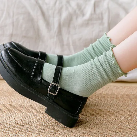 Damen Japanische Einfarbig Rüschenkante Baumwolle Mittelhoch Socken