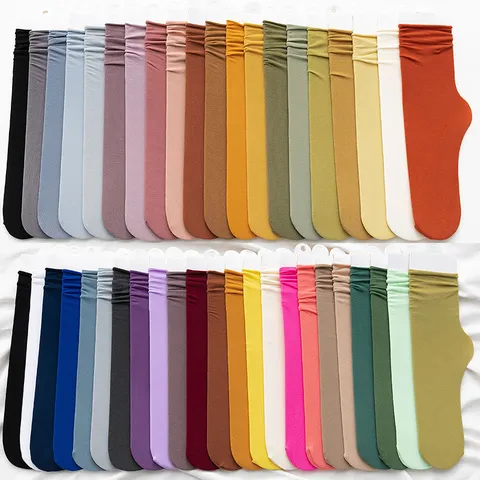 Damen Casual Samt Mittelhohe Slouch Socken Einzigartige Bonbonfarben Dünne Lange Socken Weich Bequem Alltäglich