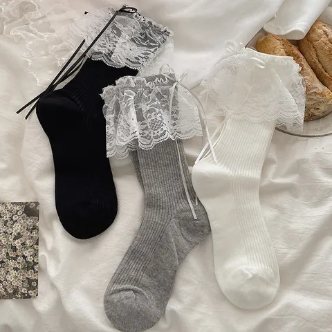 Chaussettes Slouch Douces Lolita avec Bordure en Dentelle pour Femmes Chaussettes en Coton à Nœud Papillon Mignon Mode Japonaise Kawaii
