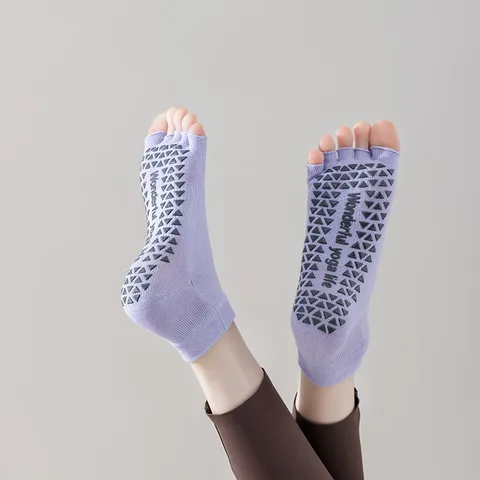 Women Open Toe Split Toe Yoga Pilates Non Slip Athletic Socks Breathable Cotton Anti Skid Sports Socks For Fitness