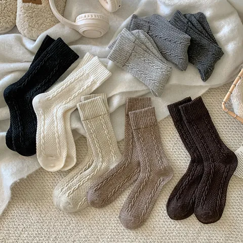 Damen Japanisch Vintage Zopfmuster Slouch Socken Verdickt Warm Einfarbig Wadenhoch Winter Casual Mischung Socken