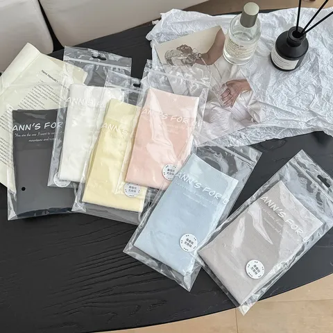 Damen Split-Toe Sommer Ultra-Dünne Maulbeerseide Mittelsocken Japanischer Stil Zwei-Zehen Einfarbig Lässige Strumpfwaren