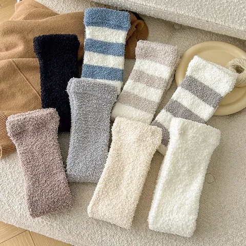 Winter Verdickte Korallenfleece Beinstwärmer Gestreifte Schlafsocken Thermische Gemütliche Lange Socken Für Paare Heimkleidung