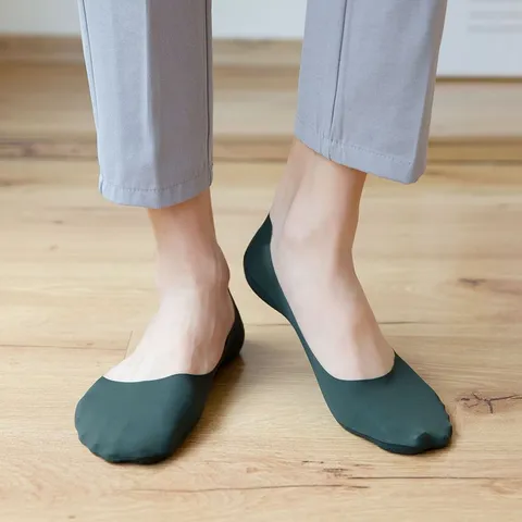 Herren Eisseide Unsichtbare Boot Socken Nahtlose Reine Baumwolle Frottee Boden Rutschfest Flach Geschnitten Sommer Lässige Socken