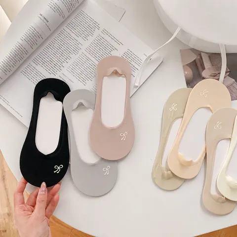 Damen Unsichtbare Füßlinge Flach Geschnitten Rutschfeste Eisseide Socken Mit Schleife Sommer Niedrige Fußsocken