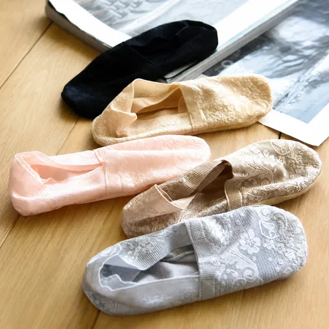 Damen Spitzen Füßlinge Unsichtbar Rutschfest Baumwollboden Flach Sommer Dünn Eisseide Tiefgeschnittene Socken