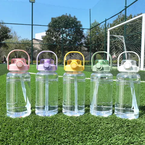 Large Capacity Sports Water Bottle Portable Outdoor Fitness Plastic Tumbler Cup With Straw And Handle For Gym