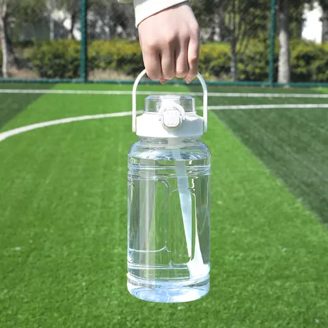 Large Capacity Sports Water Bottle Portable Outdoor Fitness Plastic Tumbler Cup With Straw And Handle For Gym