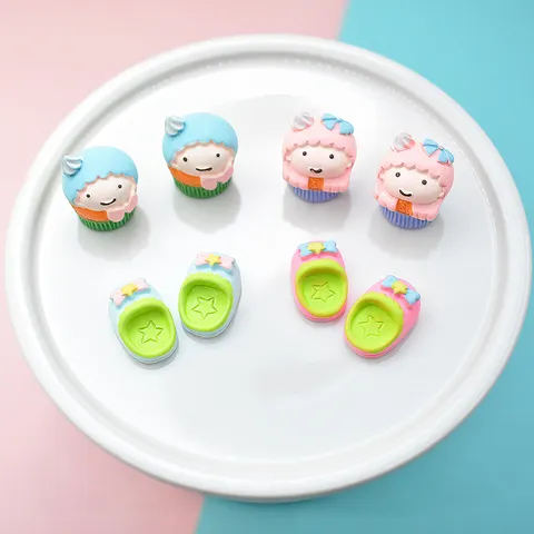 Miniature Simulation Resin Slippers DIY Flatback Accessories For Phone Case Decor Cute Play House Toy Miniature Scene Decor Props