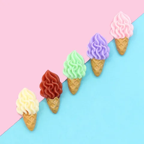 Ciondoli in Resina a Forma di Cono Gelato Accessori per Gioielli Fai-da-te Mini Ciondoli di Simulazione Cibo per Orecchini Fermagli Decorazione Artigianale
