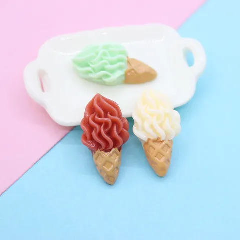 Ciondoli in Resina a Forma di Cono Gelato Accessori per Gioielli Fai-da-te Mini Ciondoli di Simulazione Cibo per Orecchini Fermagli Decorazione Artigianale