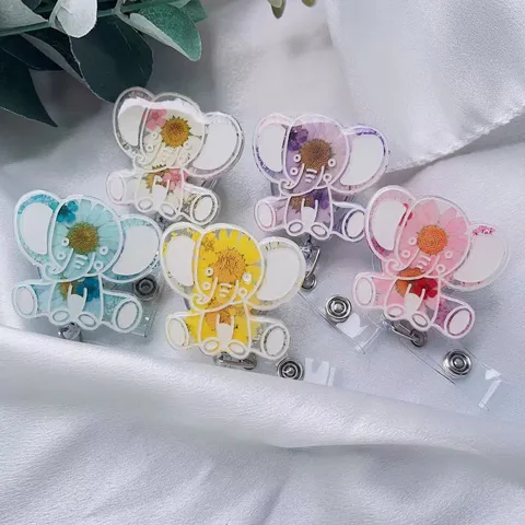 Creative Cartoon Elephant Badge Reel Retractable Clear Resin Epoxy Real Dried Flower Chrysanthemum Id Card Holder With Metal Crocodile Clip For Office School Nurse