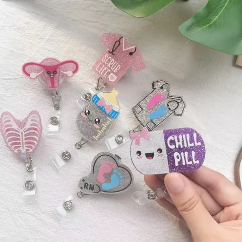 Glitter Nurse Badge Reel Retractable ID Name Tag Holder With Alligator Clip Cute Medical Nursing Heart Pill Bottle Scrub Life RN Badge Reels For Doctor Teacher