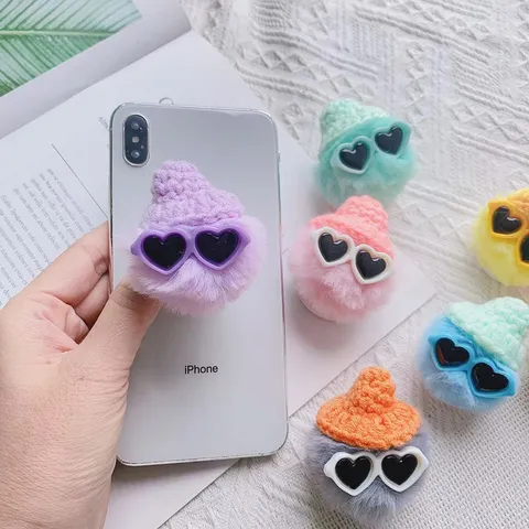 Schattige Pluche Pompon Opvouwbare Telefoonhouder Grip Met Mini Gebreide Muts Hart Zonnebril Universele Smartphone Standaard Bureau