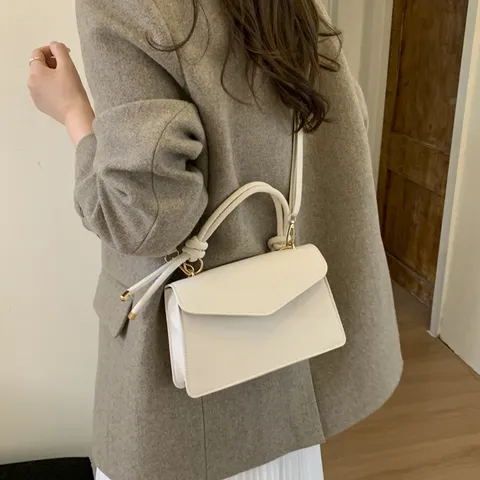 Sac Carré pour Femme en Cuir PU Imprimé Léopard Minimaliste Urbain Poignée de Nœud Sac Bandoulière Surpiqûres Fermoir Magnétique