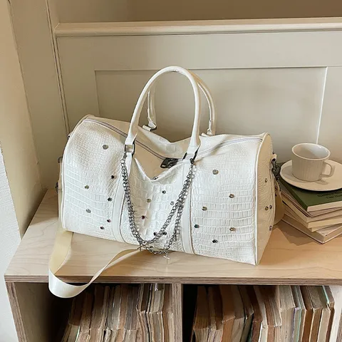 Borsone da Viaggio di Grande Capacità da Donna in Pelle PU con Motivo Coccodrillo Weekender Borsa a Mano Borsa Portaoggetti per Yoga Con Ciondolo