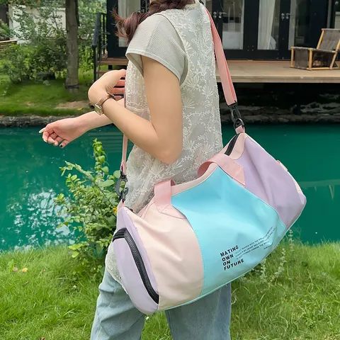 Large Capacity Travel Duffel Bag Waterproof Nylon Sports Gym Bag With Shoe Compartment For Women Short Trip Luggage Bag