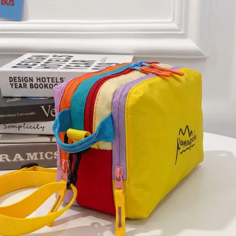 Trousse de Maquillage de Voyage en Nylon Couleur Dopamine pour Femmes Hommes Portable Rangement avec Fermeture Éclair Multicouche