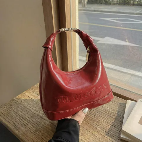 Women Retro Oil Wax PU Leather Handbag Maison Embossed Hobo Bag Solid Color Commuter Shoulder Crossbody Bag With Metal Buckle