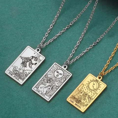 Collier Pendentif Carte de Tarot en Acier Inoxydable 304 Vintage pour Hommes Femmes Amulette Arcanes Majeurs Médaillon Rectangulaire Bijoux Cadeau