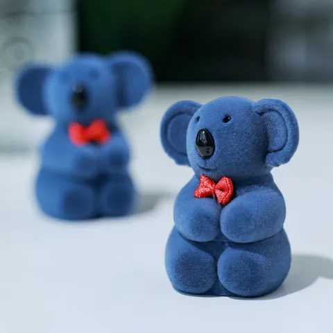 Portagioie Floccato a Forma di Koala Carino Materiale Plastica e Floccaggio Collana Anello Custodia Contenitore Regalo per Donne