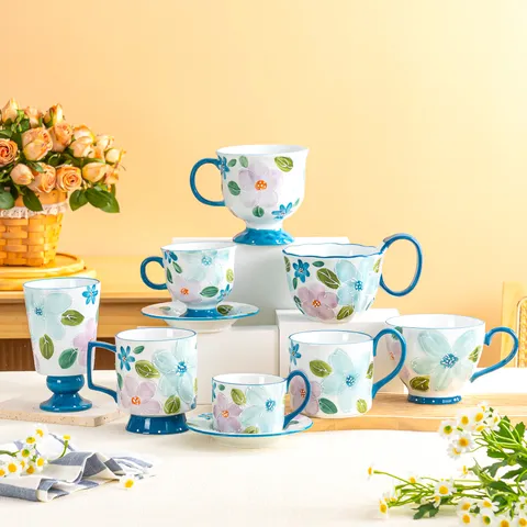 Tazza da Caffè in Ceramica Dipinta a Mano Tazza d'Acqua Floreale Carina Tazza da Tè Vintage Con Piattino e Manico Casa Ufficio