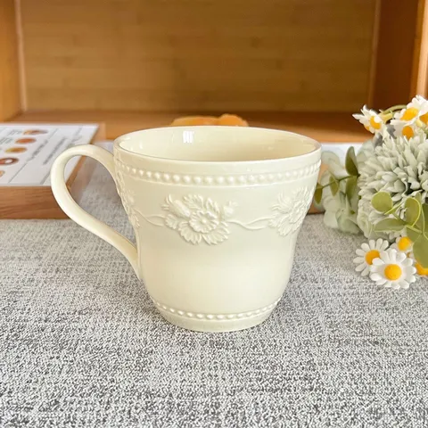 Tazza da Caffè in Ceramica con Rilievo di Fragola Ins Carino Rosa Crema Tazza d'Acqua con Manico Tazza di Latte Vintage per Ufficio Casa Cucina