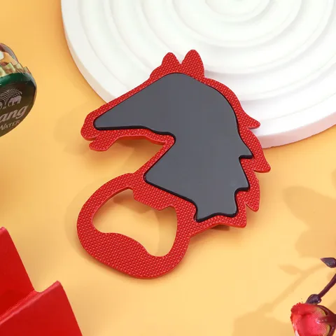 Creative Horse Head Bottle Opener Zinc Alloy Magnetic Fridge Magnet Geometric Stereo Sculpted Metal Beer Cap Lifter Household Decor Gift
