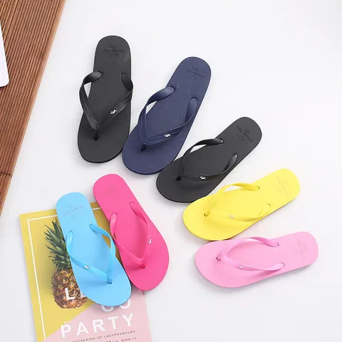 Unisex Summer Beach Flip Flops Casual Anti Slip PVC Flat Sandals Couple Outdoor Walking Slippers Shoes