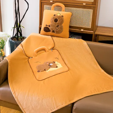 Oreiller et Couverture Pliables Capybara Mignon Deux-en-Un Doux Peluche Bureau Sieste Voiture Voyage Coussin Jeter Oreiller