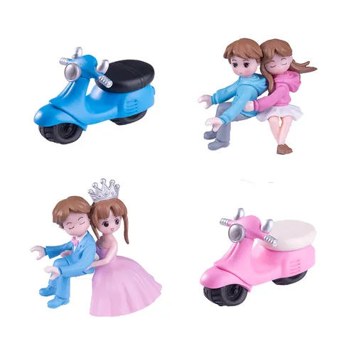 Creative Cartoon Motorcycle Couple Figurine Miniature Landscape Ornament Mini Car Dashboard Desktop Decoration Resin Craft