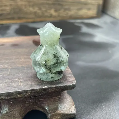 Hand Carved Natural Stone Mini Christmas Tree Statues Healing Crystal Gemstone Xmas Decor Table Ornament Gift