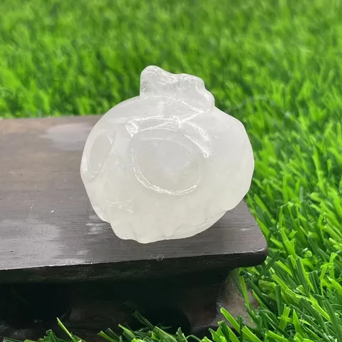 Natural Crystal Gemstone Pumpkin Ghost Head Figurine Halloween Skull Carving Ornament For Home Party Decor Desk Gift