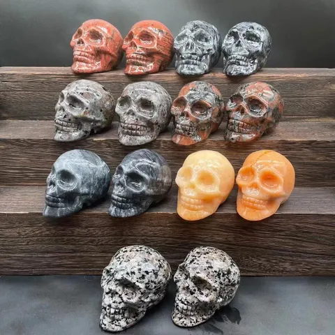 Natural Crystal Gemstone Carved Skull Figurine American Style Hand Polished Stone Totenkopf Halloween Home Decor Tabletop Ornament Gift