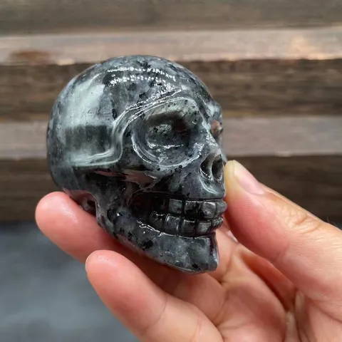 Natural Crystal Gemstone Carved Skull Figurine American Style Hand Polished Stone Totenkopf Halloween Home Decor Tabletop Ornament Gift