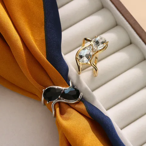 Oro Argento Lega Strass Ondulata Sciarpa di Seta Fibbia Anello per Sciarpa Clip per Scialle Moda Abbigliamento Accessori Gioielli Regalo