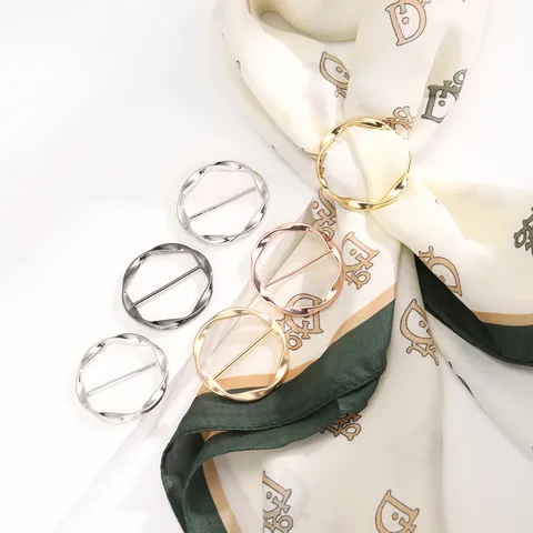 Minimalist Irregular Round Scarf Buckle Zinc Alloy Shawl Clip Clothing Corner Fastener Fashion Accessories