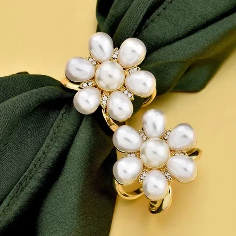 Elegante Fibbia per Sciarpa in Perla Artificiale Lega Fiore Sciarpa Anello Clip Strass Spilla Accessori Moda Donna